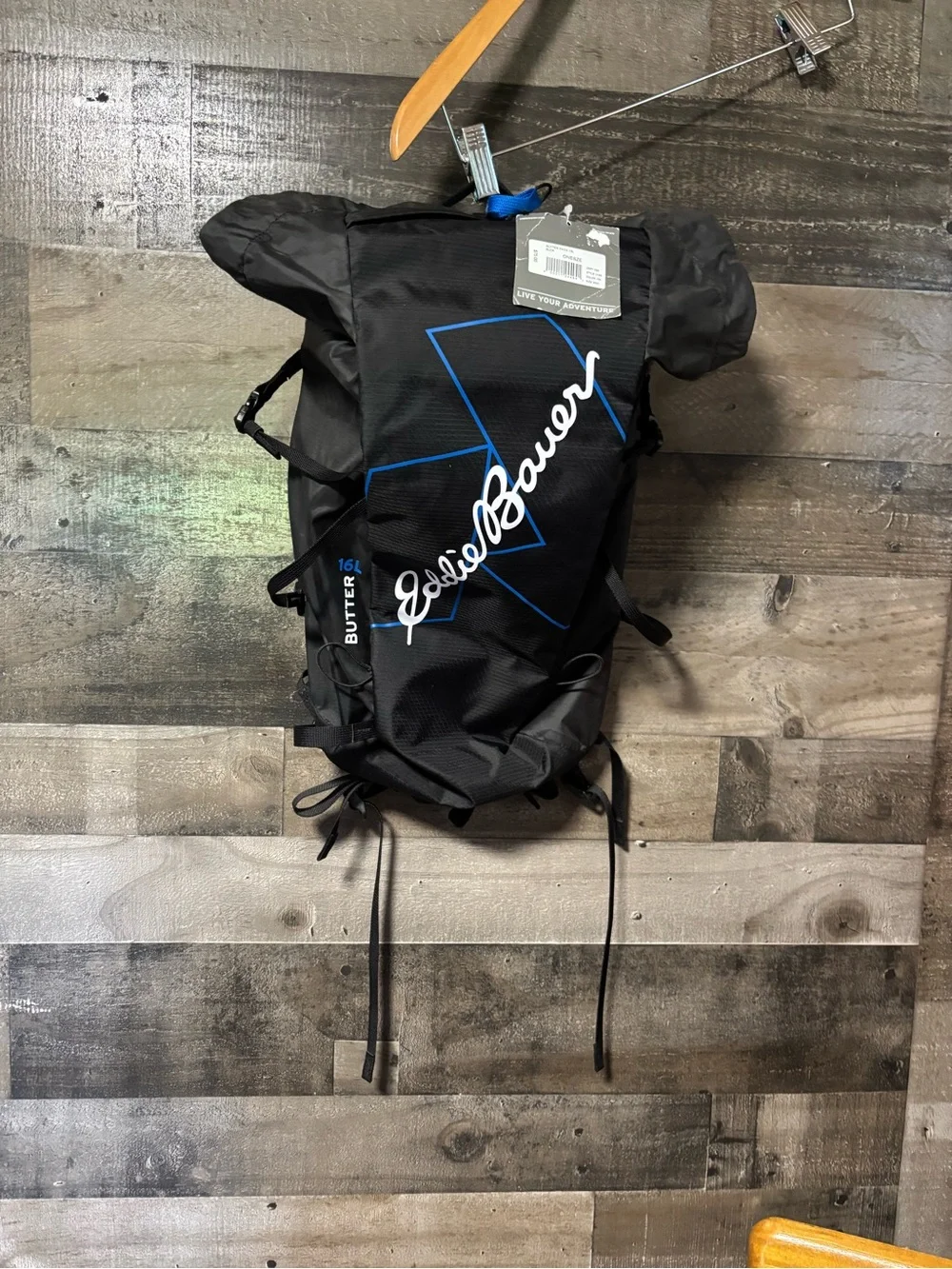NWT Eddie Bauer Black Butter Pack 16L Backpack with Blue Accents